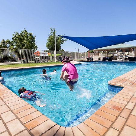 Nrma Dubbo Holiday Park Hotel Exterior foto