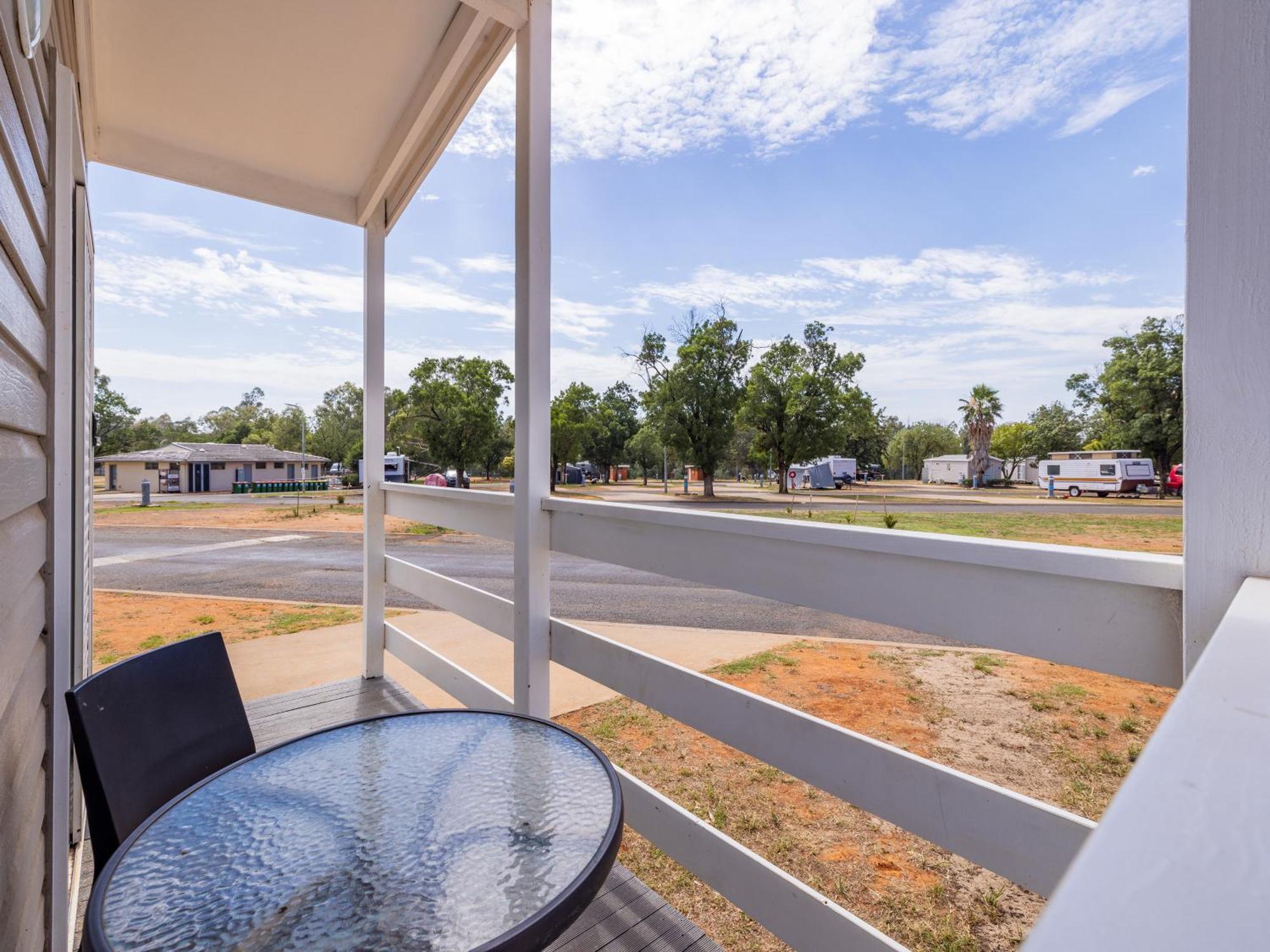 Nrma Dubbo Holiday Park Hotel Quarto foto