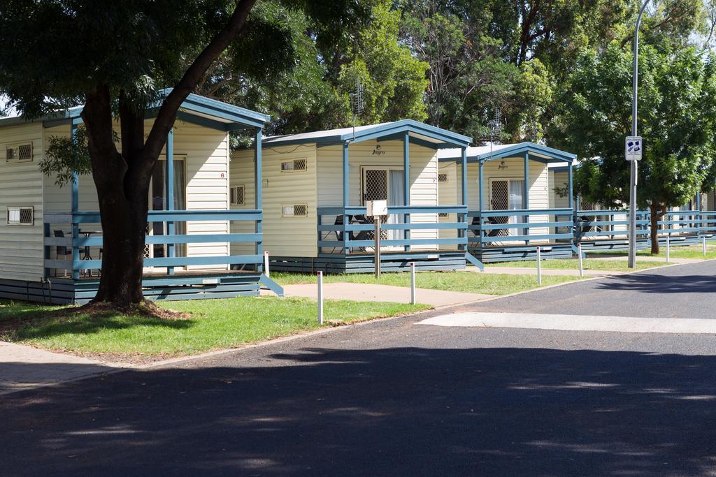 Nrma Dubbo Holiday Park Hotel Exterior foto